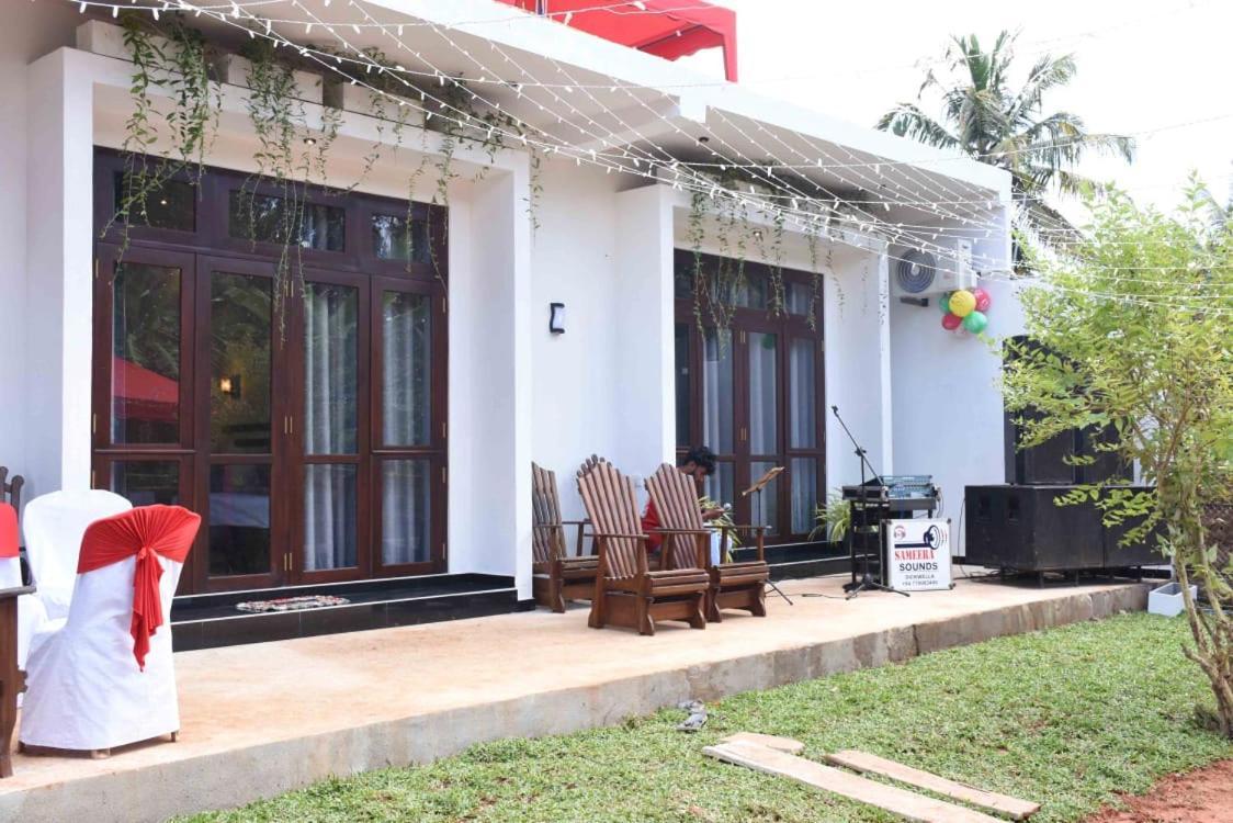 Indunil Place Hiriketiya Dikwella Exterior foto